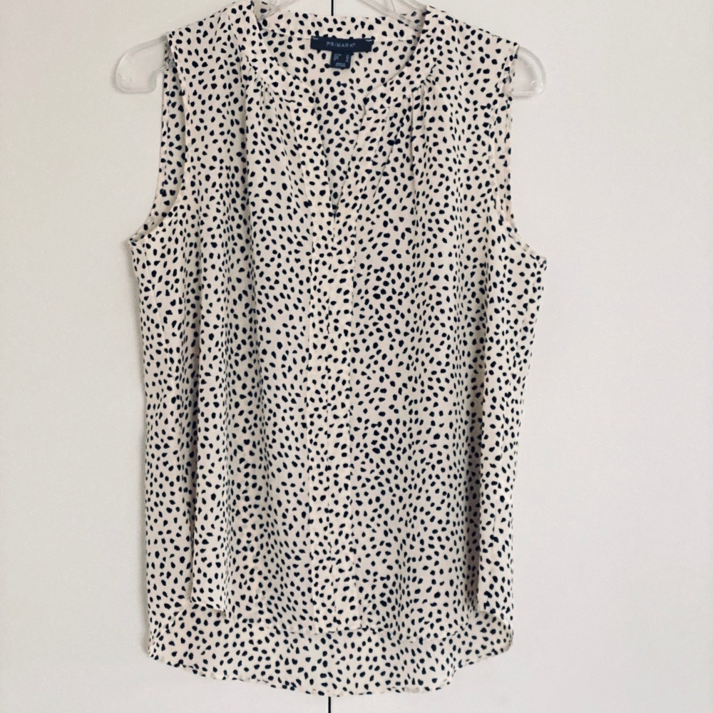 Primark I Cheetah Print Sleeveless V-Neck Blouse
